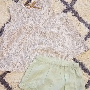 3/$12 Very light cotton 2-piece set 18-24 months